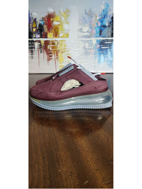 Nike Air Max 720 Shoes Womens Size 6 Red Suede Slip On Sneakers AO3189-600